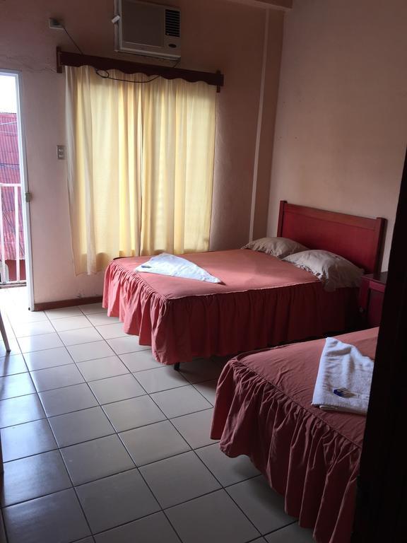 Hotel Villa Margarita Flores Room photo